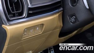 Kia Sorento HEV 1.6 2WD 2024 года из Южной Кореи