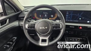 Kia K5 2.0 2024 года из Южной Кореи