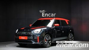 Mini Countryman ALL4 JCW First Edition 2025 года из Южной Кореи