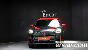 Mini Countryman ALL4 JCW First Edition 2025 года из Южной Кореи