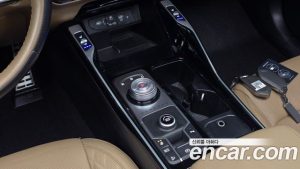 Kia Sorento HEV 1.6 2WD 2024 года из Южной Кореи