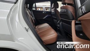BMW X6 xDrive40i M Sport 2024 года из Южной Кореи