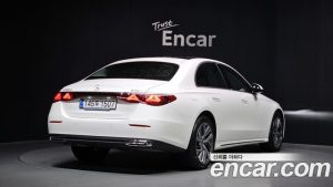 Mercedes-Benz E-Class E220d 4MATIC Exclusive 2025 года из Южной Кореи