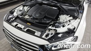 Mercedes-Benz E-Class E220d 4MATIC Exclusive 2025 года из Южной Кореи