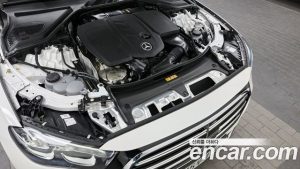 Mercedes-Benz E-Class E220d 4MATIC Exclusive 2025 года из Южной Кореи