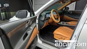 Genesis GV80 2.5T Бензин AWD 2024 года из Южной Кореи