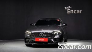Mercedes-Benz E-Class E350 4MATIC AMG Line 2023 года из Южной Кореи