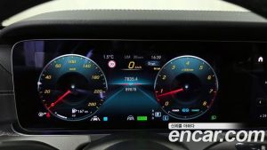 Mercedes-Benz E-Class E350 4MATIC AMG Line 2023 года из Южной Кореи