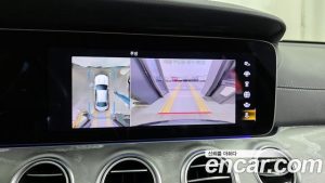 Mercedes-Benz E-Class E350 4MATIC AMG Line 2023 года из Южной Кореи