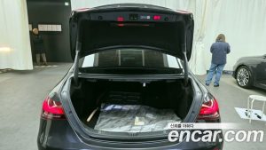Mercedes-Benz E-Class E350 4MATIC AMG Line 2023 года из Южной Кореи