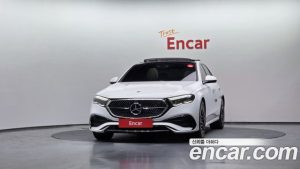 Mercedes-Benz E-Class E300 4MATIC AMG Line 2024 года из Южной Кореи