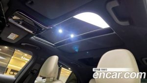 Mercedes-Benz E-Class E300 4MATIC AMG Line 2024 года из Южной Кореи