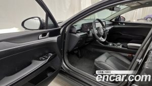 Kia K5 2.0 2024 года из Южной Кореи