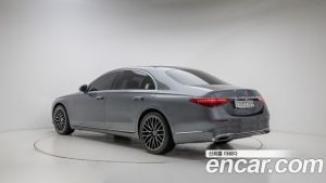 Mercedes-Benz S-Class S450L 4MATIC 2025 года из Южной Кореи
