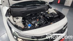 Kia Seltos Бензин 1.6 Turbo 2WD 2024 года из Южной Кореи