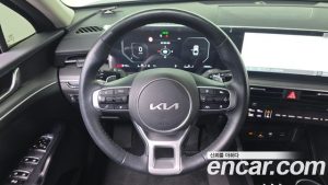 Kia K5 2.0 2024 года из Южной Кореи
