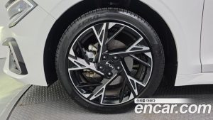 Kia K5 2.0 2024 года из Южной Кореи
