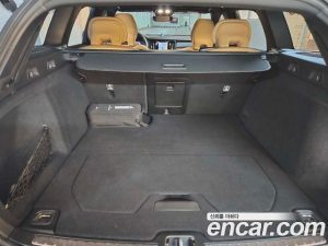 Volvo V60 B5 ULTIMATE AWD 2024 года из Южной Кореи