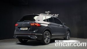 Volkswagen Tiguan 2.0 TDI Prestige 2022 года из Южной Кореи