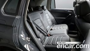 Volkswagen Tiguan 2.0 TDI Prestige 2022 года из Южной Кореи