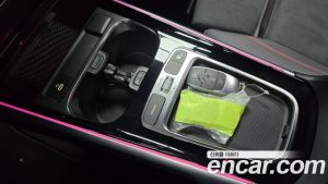 Mercedes-Benz GLB-Class GLB250 4MATIC 2025 года из Южной Кореи