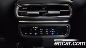 Genesis GV80 2.5T Бензин AWD 2024 года из Южной Кореи