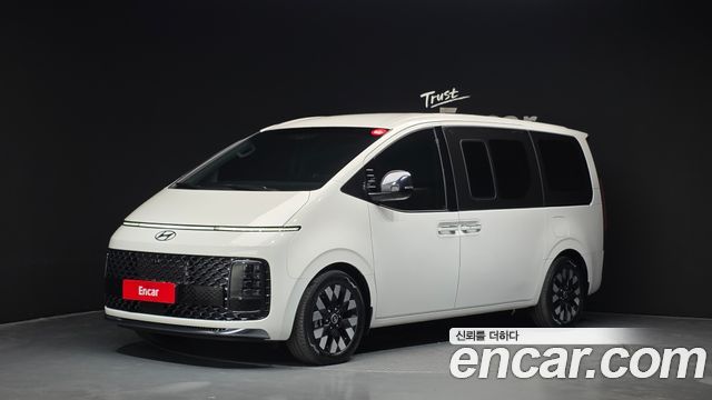 Hyundai Staria 4WD Lounge 9-Seater 2025 года из Кореи