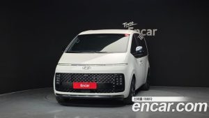 Hyundai Staria 4WD Lounge 9-Seater 2025 года из Южной Кореи
