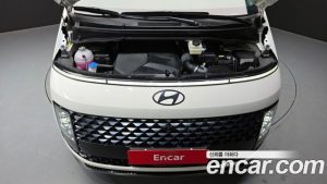 Hyundai Staria 4WD Lounge 9-Seater 2025 года из Южной Кореи