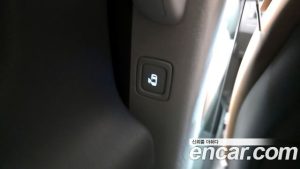 Hyundai Staria 4WD Lounge 9-Seater 2025 года из Южной Кореи