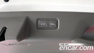 Hyundai Staria 4WD Lounge 9-Seater 2025 года из Южной Кореи