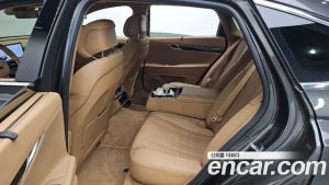 Genesis G80 Бензин 2.5 Turbo 2WD 2025 года из Южной Кореи