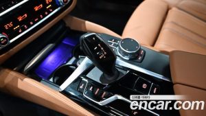 BMW 5-Series 520i M Sport 2023 года из Южной Кореи