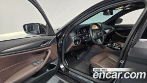 BMW 5-Series 523d xDrive M Sport 2023 года из Южной Кореи