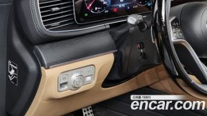 Mercedes-Benz GLS-Class GLS580 4MATIC 2024 года из Южной Кореи
