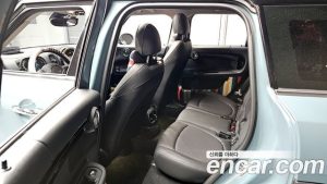 Mini Countryman CLASSIC Plus COMFORT PACK 2023 года из Южной Кореи