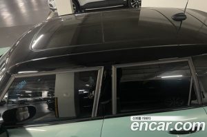 Mini Cooper 5Door Favoured 2025 года из Южной Кореи