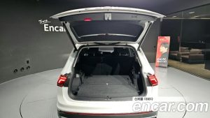 Volkswagen Tiguan 2.0 TDI Prestige 2023 года из Южной Кореи