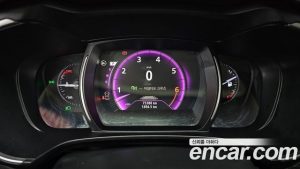 Renault-KoreaSamsung QM6 2.0 GDe LE Signature 2WD 2023 года из Южной Кореи