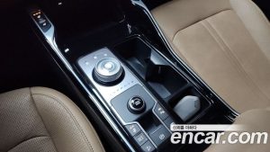 Kia Sorento HEV 1.6 2WD 2024 года из Южной Кореи