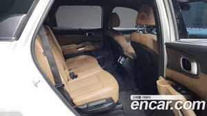 Kia Sorento HEV 1.6 2WD 2024 года из Южной Кореи