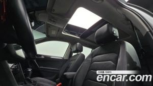 Volkswagen Tiguan 2.0 TDI 4 Prestige 2023 года из Южной Кореи