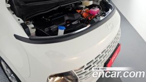 Hyundai Staria HEV 1.6 Tourer 9-Seater 2025 года из Южной Кореи