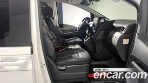 Hyundai Staria HEV 1.6 Tourer 9-Seater 2025 года из Южной Кореи