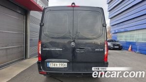 Mercedes-Benz Sprinter 3.0 Дизель 2023 года из Южной Кореи