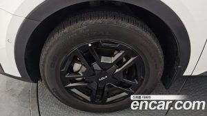 Kia Sorento HEV 1.6 2WD 2024 года из Южной Кореи