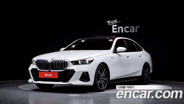 BMW 5-Series 530i xDrive M Sport 2024 года из Кореи