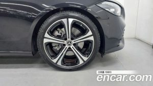 Mercedes-Benz C-Class C300 4MATIC Avantgarde 2024 года из Южной Кореи