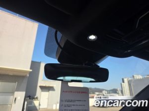 Audi Q8 50 TDI 4WD Premium 2026 года из Южной Кореи