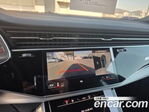 Audi Q8 50 TDI 4WD Premium 2026 года из Южной Кореи